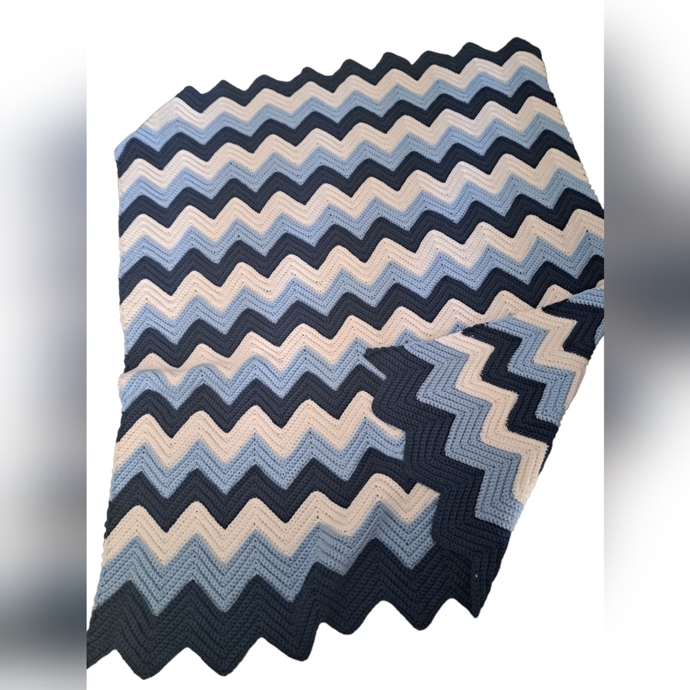 Beachy blues Afghan zig zag knit crochet coastal cottagecore throw blanket 60x50